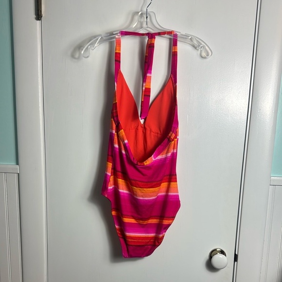 NWOT Trina Turk Solstice Plunge One Piece Swimsuit Pink Orange Stripe Size 8 - Picture 5 of 8